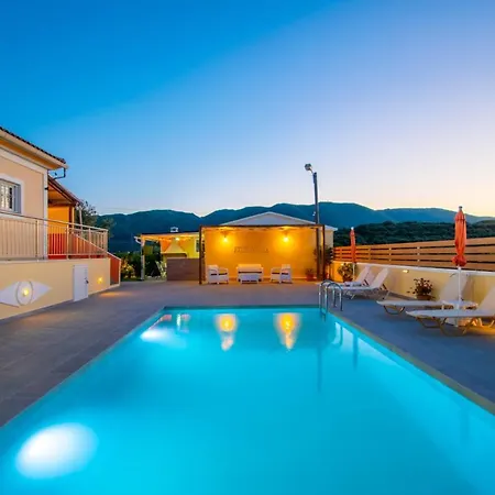 Famozo Hill Private By 
