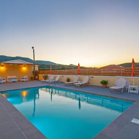 Famozo Hill Private By 