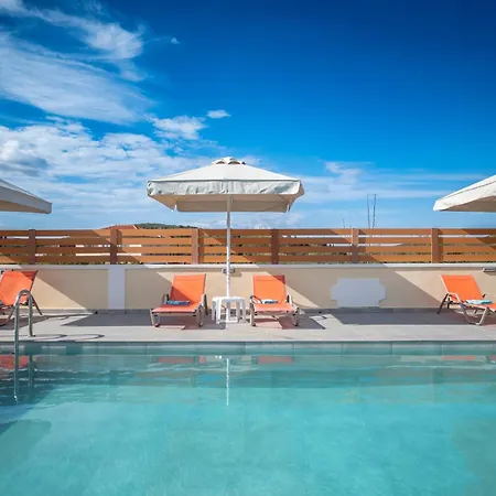 Famozo Hill Private By 