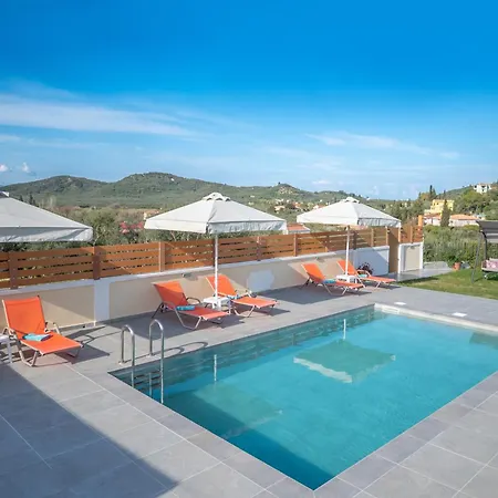 Famozo Hill Private By 
